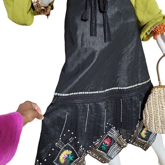 Caroll Little Skirt - Picture 10 of 10